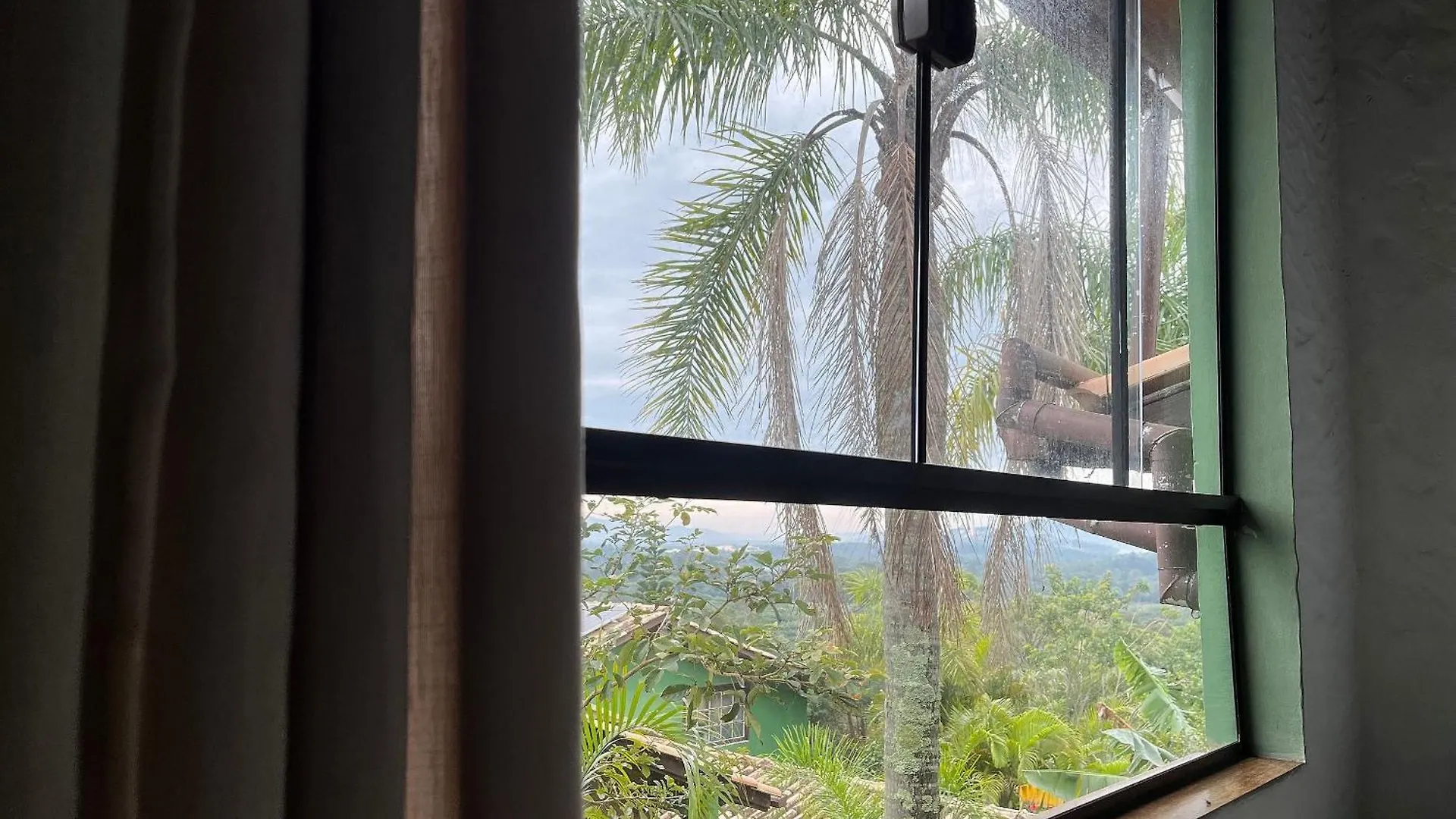 Alojamento de Turismo Selvagem Pousada Vale Verde Bungalows - Praia Do Rosa Brasil